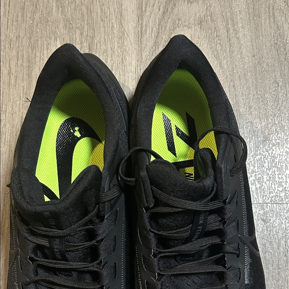 Nike Air Zoom Pegasus 38 Black Athletic Shoes - Picture 4 of 10